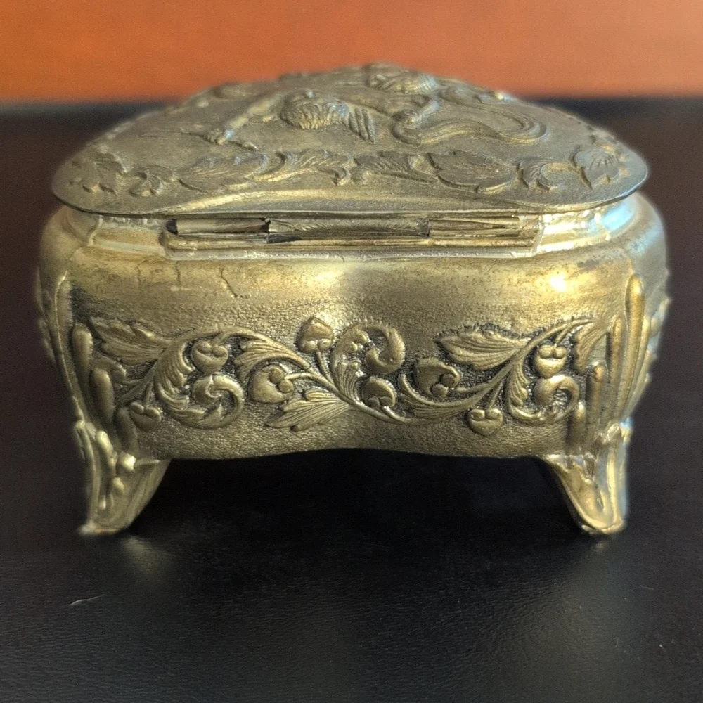 Vintage Jewelry Box